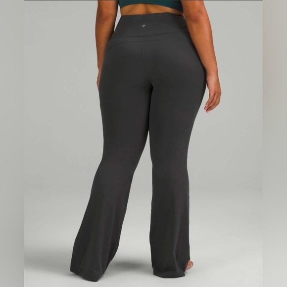 Lululemon Groove Super-HR Flared Pant Nulu, Size 12 - Picture 6 of 8